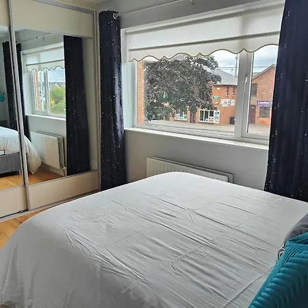 Entire 10 Min From Dublin Airport * 도너베이트