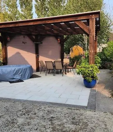 5bd 10 Min To Airport