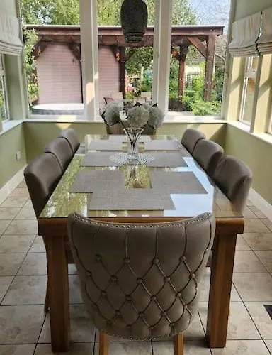 Semesterbostad 5bd 10 Min To Airport