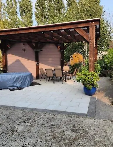 5bd 10 Min To Airport