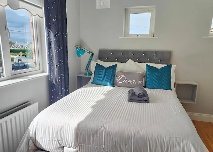 Semesterbostad 5bd 10 Min To Airport